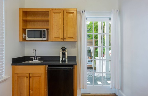 Downtown House | The Cabana Inn Key West - Adults Only