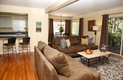 Wilton Manors Hotel | The Cabanas Guesthouse & Spa - Caters to Gay Men