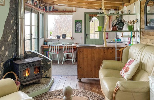 Llanybydder Apartment | The Cabin In The Woods - UK49023