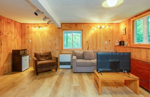 Campton Ski Chalet | The Campton Cabin: Getaway in the White Mountains