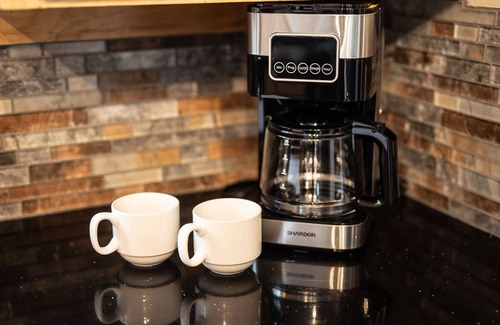 Alamosa Cottage | The Campus Cottage-Charming Bohemian located 1/2 block from ASU! STR#2983