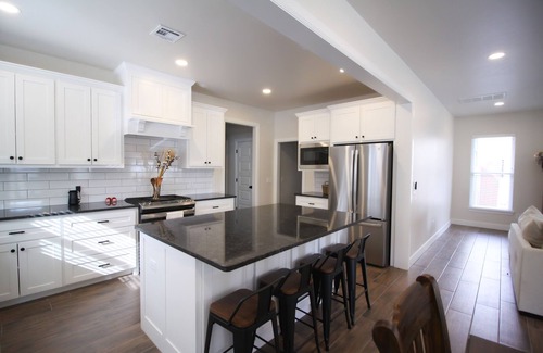 Norman House | The Campus Cottage on Elm is the ideal University of Oklahoma gameday residence