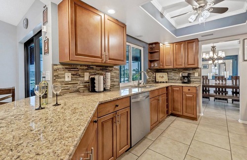 Punta Gorda House | The Canal House of Punta Gorda Isles, Pool, Pet Friendly, Kayaks, Bikes