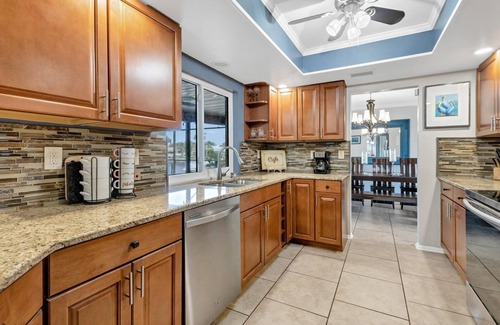 Punta Gorda House | The Canal House of Punta Gorda Isles, Pool, Pet Friendly, Kayaks, Bikes