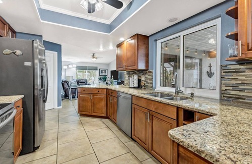 Punta Gorda House | The Canal House of Punta Gorda Isles, Pool, Pet Friendly, Kayaks, Bikes
