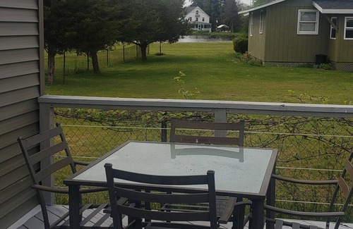 Sylvan Beach House | The Canal View Cottage