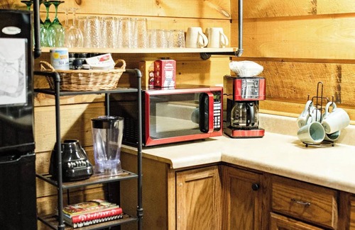 Waynesville Cabin | The Cardinal Suite at Hawthorn Haven- Lower Level