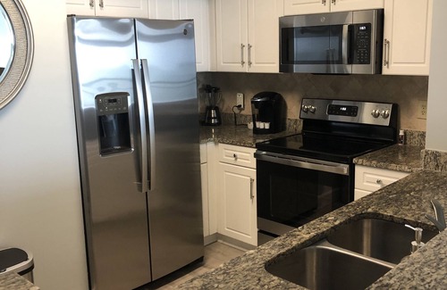 Myrtle Beach Condo | THE CARIBBEAN RESORT UNIT 508. 1-KING, 2-QUEEN BEDS COMPLETELY-RENOVATED IN 2024
