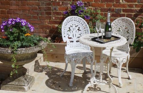 Turville House | The Cart Shed