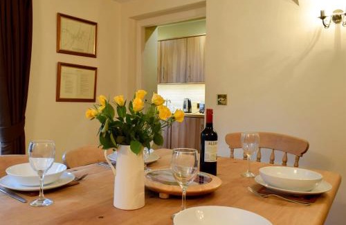 Sedgwick House | The Carters Cottage