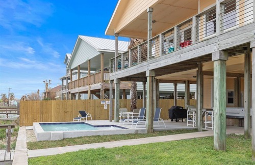 Rockport House | The Cat's Meow