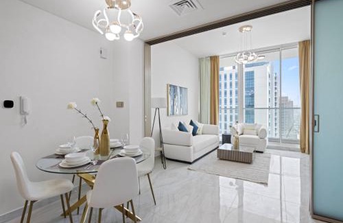Dubai Apartment | The Celeste Manor 1BR w Study in Gemz-14