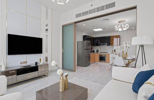 Dubai Apartment | The Celeste Manor 1BR w Study in Gemz-14