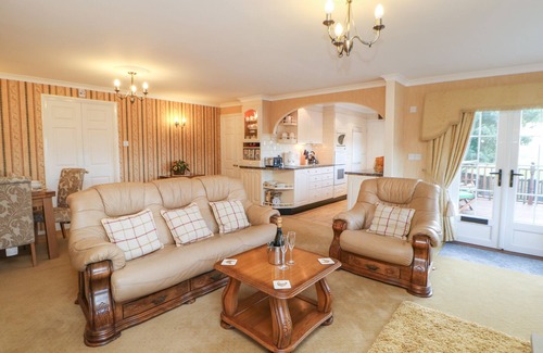 Northallerton Cottage | THE CHALET, with open fire in Welbury