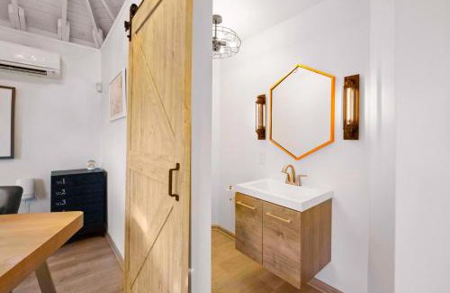 Mayhew House | The Chasestone