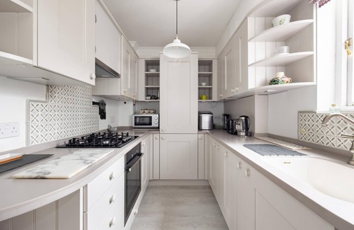 Chelsea Apartment | The Chelsea Flower - 1 Bedroom with Terrace in Chelsea