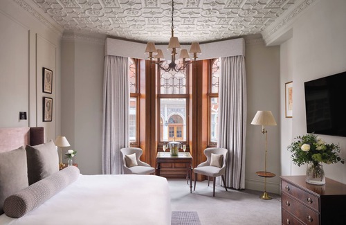 Chelsea Hotel | The Chelsea Townhouse by Iconic Luxury Hotels