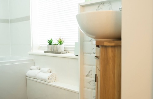 Gaddesby Hotel | The Cheney Arms
