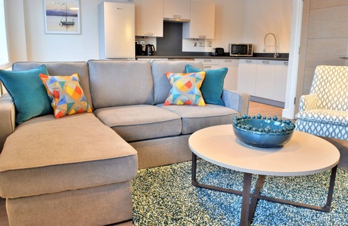 Peterborough Apartment | The City View Apartment