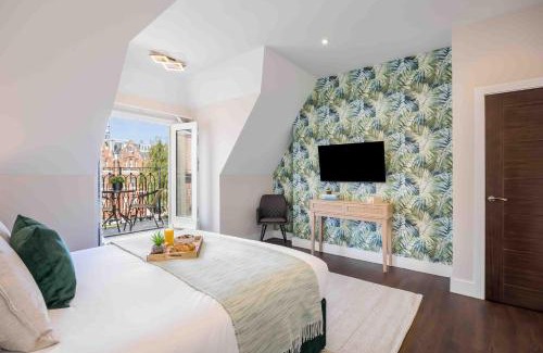 West Cliff Apartment | The Cliff Manor