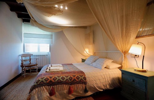 Loiba House | The Cliffs - Picon Seaside Cottage