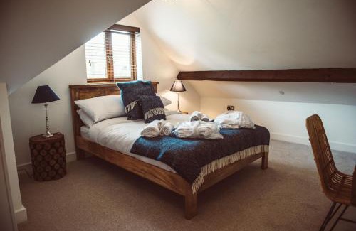 Montgomery House | The Clockhouse