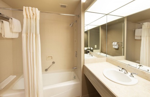 Downtown Albuquerque Hotel | The Clyde Hotel