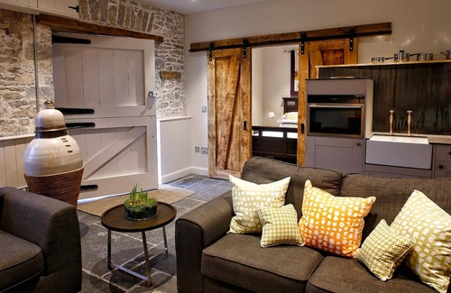 Gileston House | The Coach House at Gileston Manor