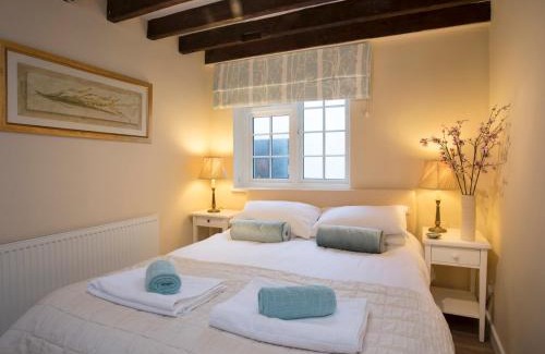 Beaumaris House | The Coach House - Beaumaris