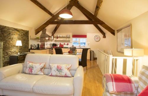 Beaumaris House | The Coach House - Beaumaris