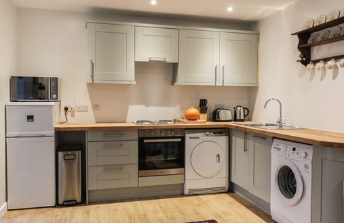 Bodmin Cottage | THE COACH HOUSE, pet friendly, country holiday cottage in Bodmin