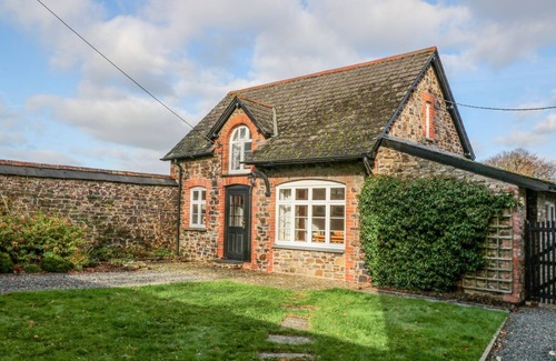 Broadwoodwidger Cottage | THE COACH HOUSE, romantic, character holiday cottage in Lifton