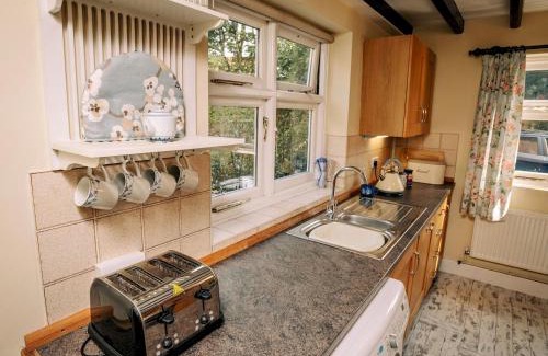 Kirkby on Bain House | The Coach HousePass The Keys