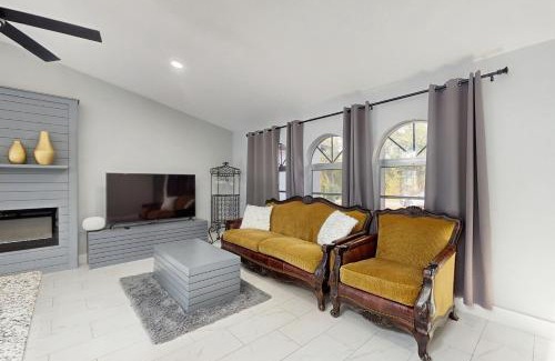 Port Charlotte - Charlotte Harbor House | The Coastal Daisy