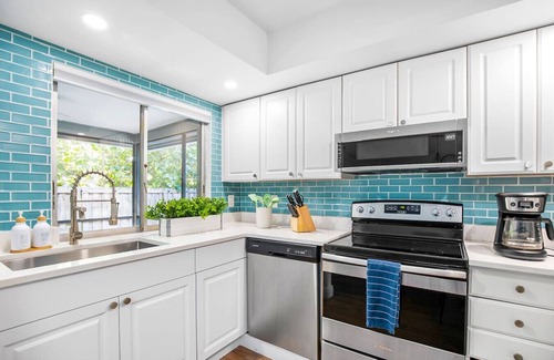 East Naples House | "The Coastal Dream" only 3miles to the beach.