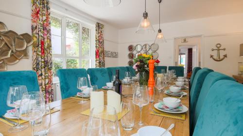 Wells-next-the-Sea House | The Cobblers, Luxury Coastal House for 16
