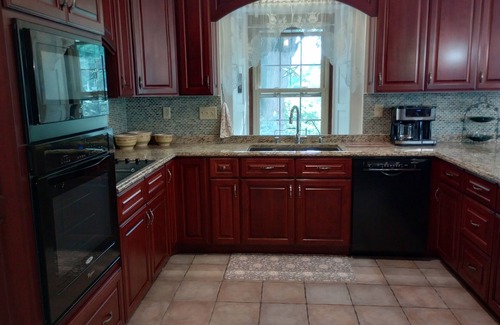 Waterloo House | The Cobblestone Chateau & Gardens - beautiful country - In/gr swimming pool!nnn
