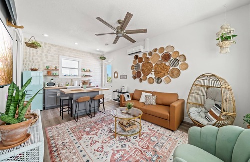 Sunset Cove Apartment | The Cocoa Boho Rooftop Retreat - 2 min walk to the beach!