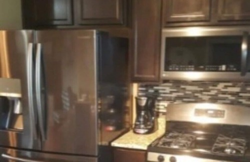 Central Oklahoma City House | The Comfort Gathering , 4 bedrooms, 2 kings, 3 bath, sleeps 16, group-friendly.