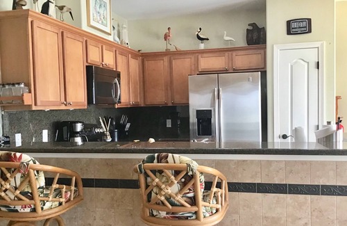 Laguna Vista House | The Comfy Villa - 5 AC