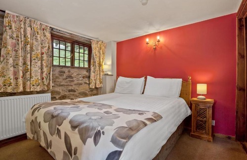 Coniston House | The Coppermines Mountain Cottages - Sawyers, Carpenters, Pelton Wheel, Sleeps 18