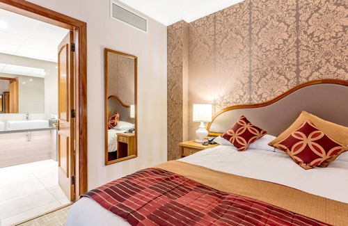 Bracknell Hotel | The Coppid Beech Hotel