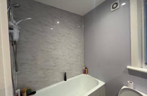 Southsea House | The Coral Guest House Fratton