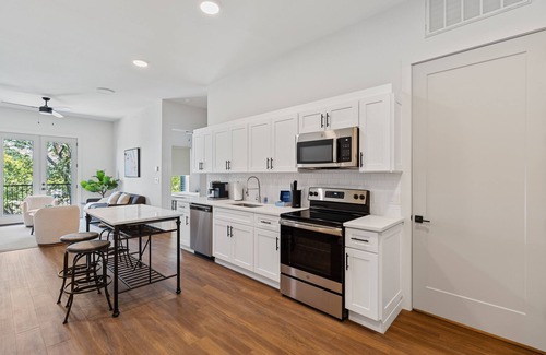 Fort Worth Apartment | The Corbin 1203 – Cowboy Cozy Retreat 1-Bed Stay