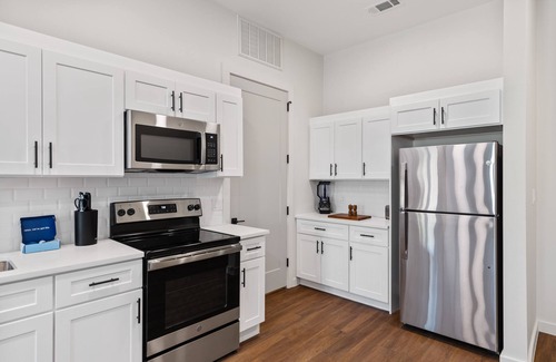 Fort Worth Apartment | The Corbin 1203 – Cowboy Cozy Retreat 1-Bed Stay