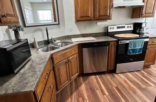 Russellville House | The Corner View: Cute, Clean and Cozy Home!