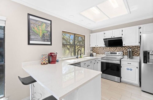 Helotes House | The Corniest Property in Texas ♥ 4 BR ♥ 1/4 Acre ♥