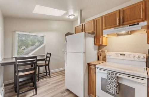 Central Colorado Springs House | The Corona Lookout | Charming Attic Apartment in Historic Home