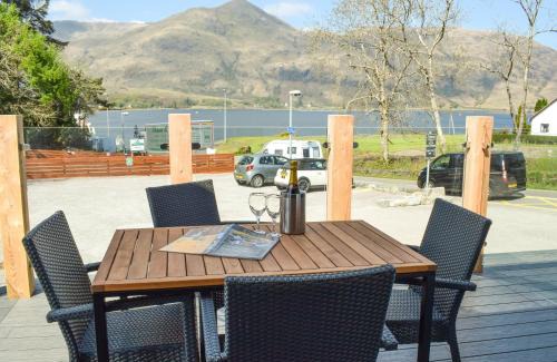 West Laroch Hotel | The Corran