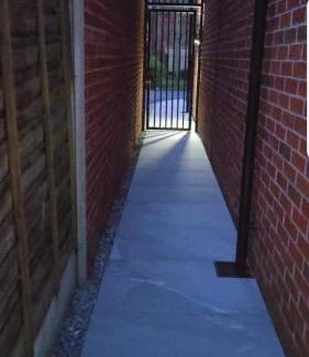 Salford House | The Cosy Pod Studio - Short Stay in Salford